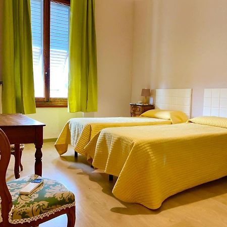 Panzani 14 Touristhouse Hotel Монтеспертоли Екстериор снимка