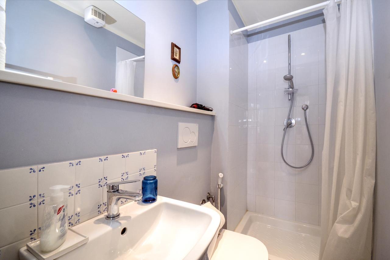 Panzani 14 Touristhouse Hotel Монтеспертоли Екстериор снимка