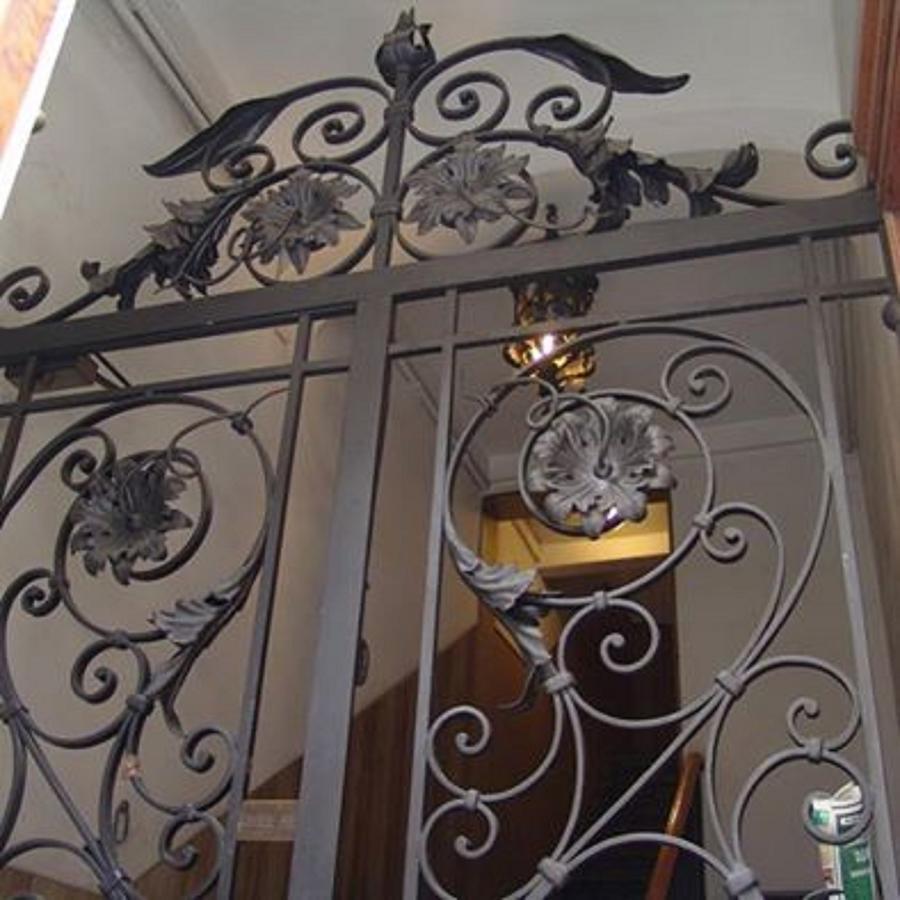 Panzani 14 Touristhouse Hotel Монтеспертоли Екстериор снимка