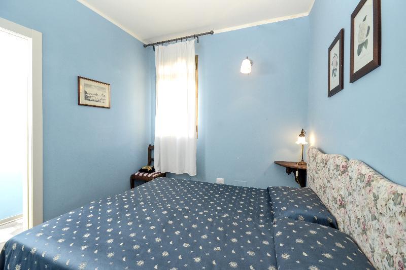 Panzani 14 Touristhouse Hotel Монтеспертоли Екстериор снимка