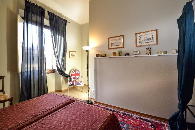 Panzani 14 Touristhouse Hotel Монтеспертоли Екстериор снимка