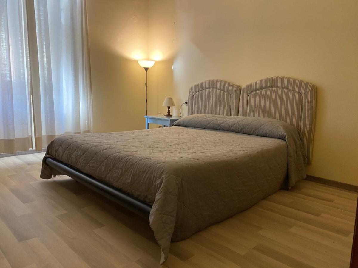 Panzani 14 Touristhouse Hotel Монтеспертоли Екстериор снимка